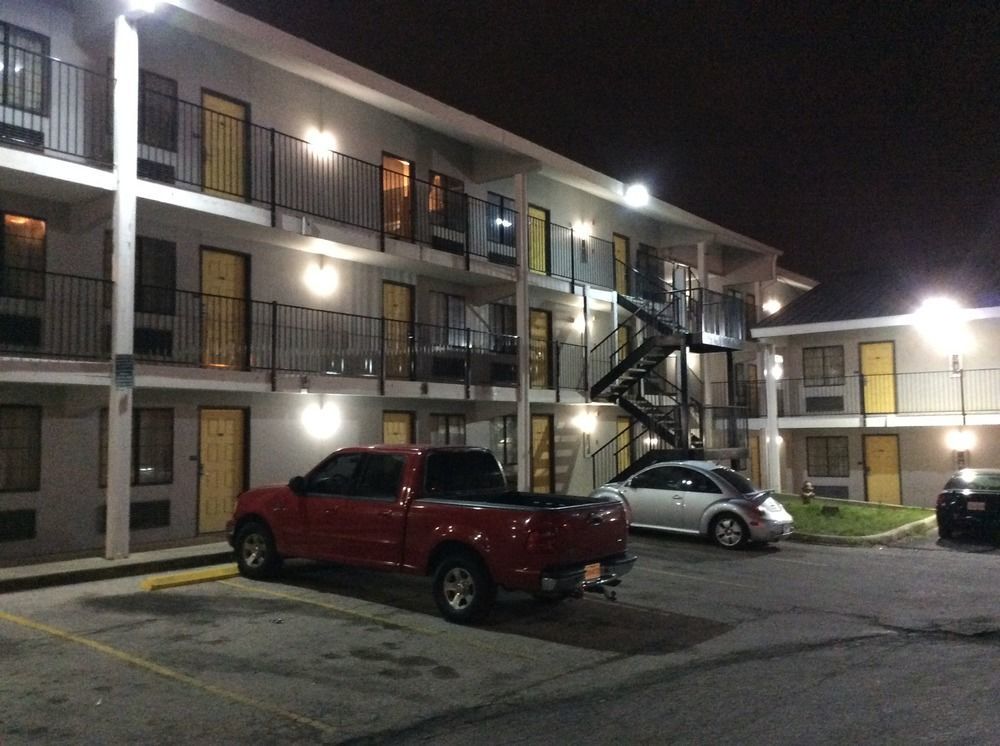 Motel 6 San Antonio, Tx I-35 North Corridor Exteriér fotografie